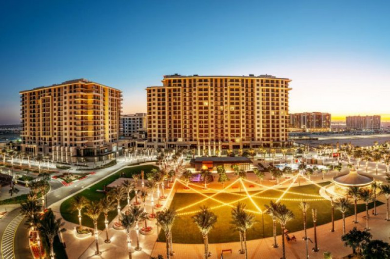 Apartment in United Arab Emirates, in Town Square