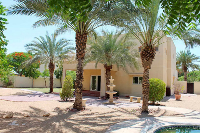 Villa in United Arab Emirates, in Meadows