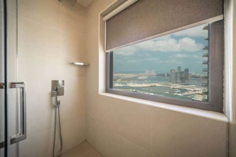 Apartment in United Arab Emirates, in Dubai Marina