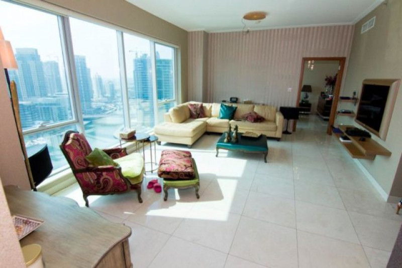 Apartment in United Arab Emirates, in Dubai Marina